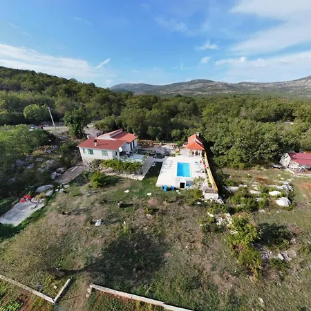 Apartamento Progon House