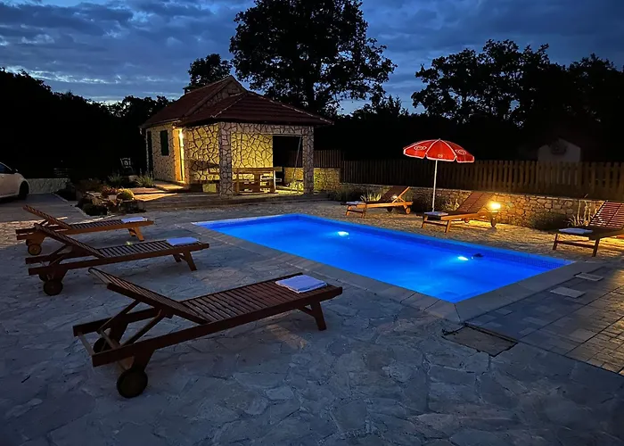 Apartament Progon House